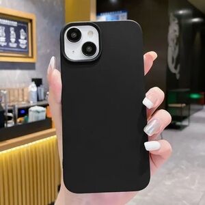 iPhone 15 black phone case